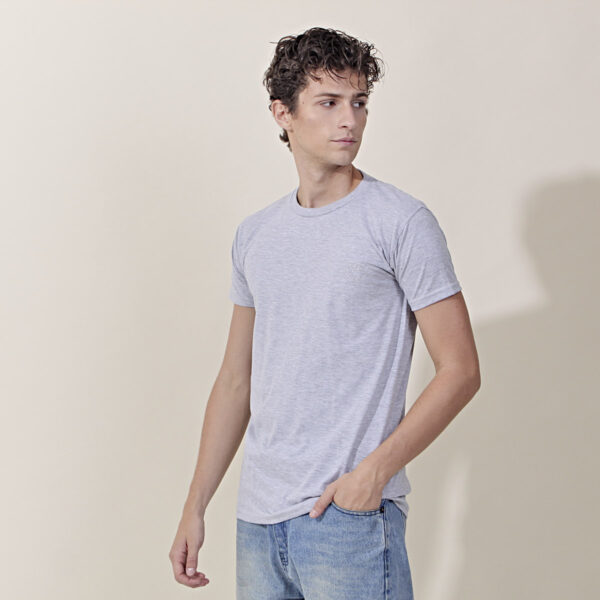REMERA LISA CURVA - Imagen 2