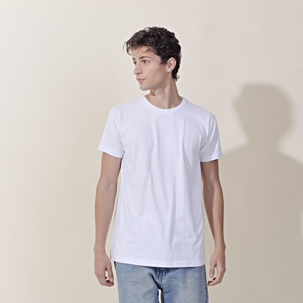 REMERA LISA CURVA - Imagen 3