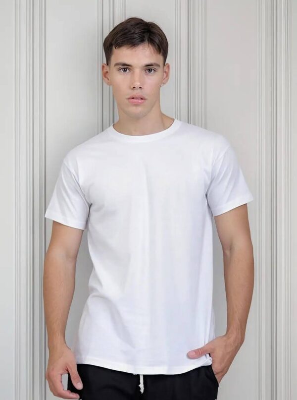 REMERA LISA CURVA